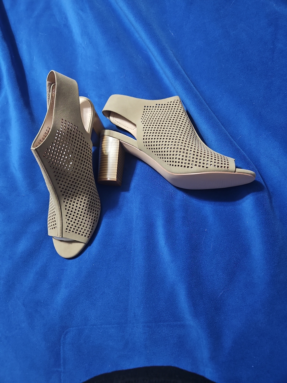 Women's Coutgo Taupe Perforated Chunky Block Heel Sandals